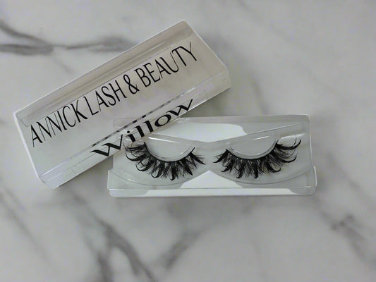 Willow Moist Thick False 3D strip lash