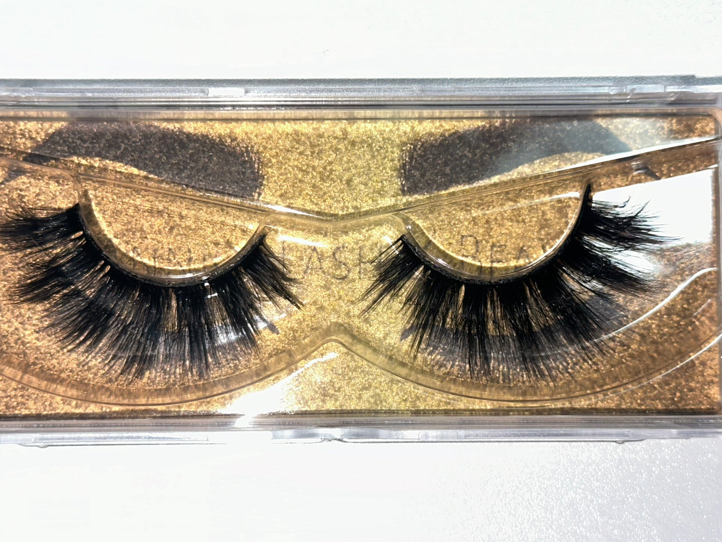 Olivia Dramatic Volume 3D strip lash