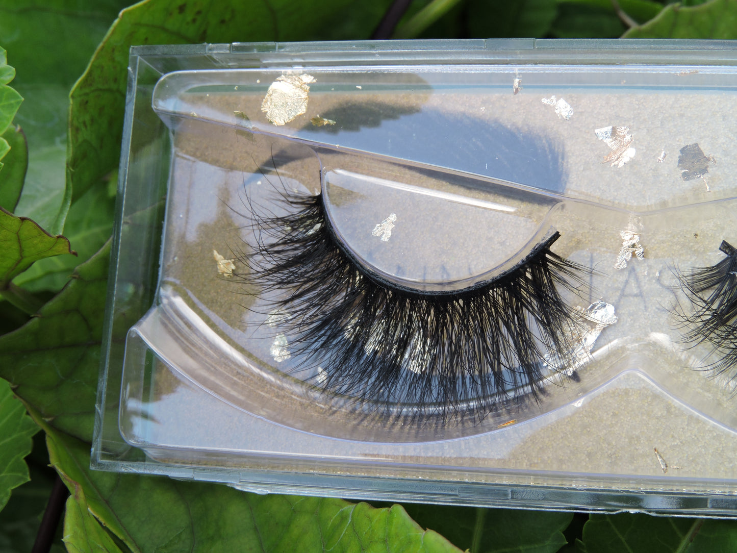 Nia Dramatic Faux Mink Fluffy 3D strip lash